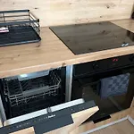 Skarbowa 1a Lux 4 & Parking Lešno