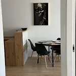 Skarbowa 1a Lux 4 & Parking * Lešno