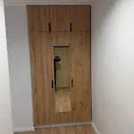 Apartmán Skarbowa 1a Lux 4 & Parking *