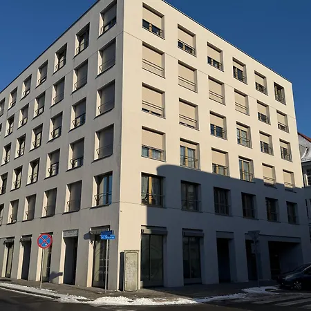 Skarbowa 1a Lux 4 & Parking Апартаменты