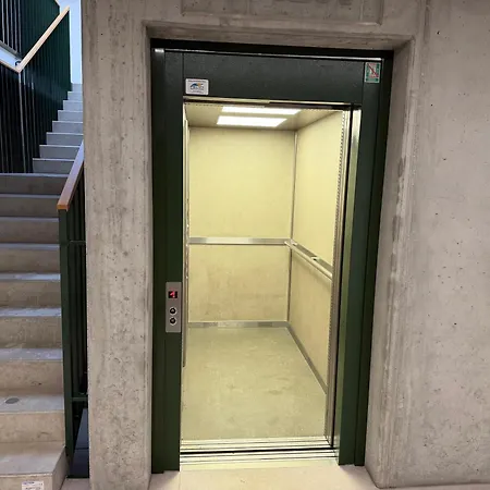 Skarbowa 1a Lux 4 & Parking Апартаменты *