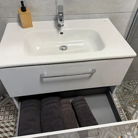 Skarbowa 1a Lux 4 & Parking *