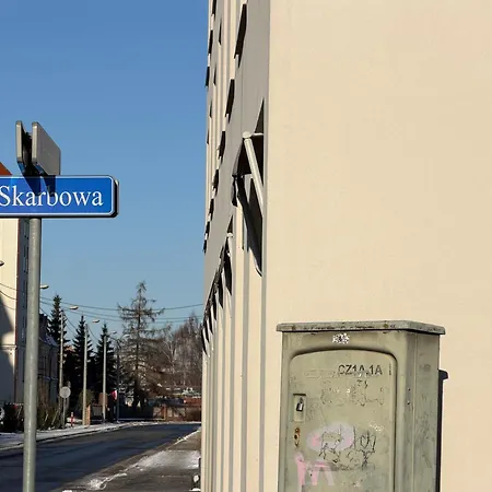 Skarbowa 1a Lux 4&parking