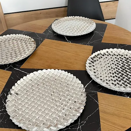 Skarbowa 1a Lux 4 & Parking Апартаменты Лешно