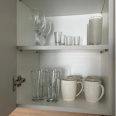 Skarbowa 1a Lux 4 & Parking Лешно