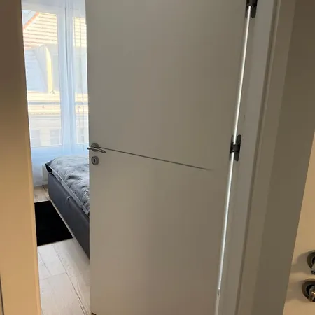 Skarbowa 1a Lux 4 & Parking * Лешно