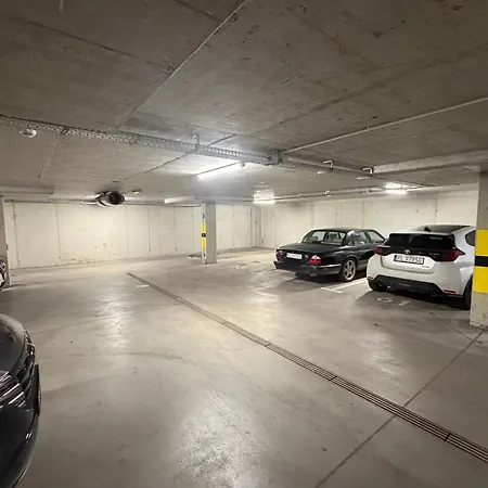 Apartament Skarbowa 1a Lux 4&parking *