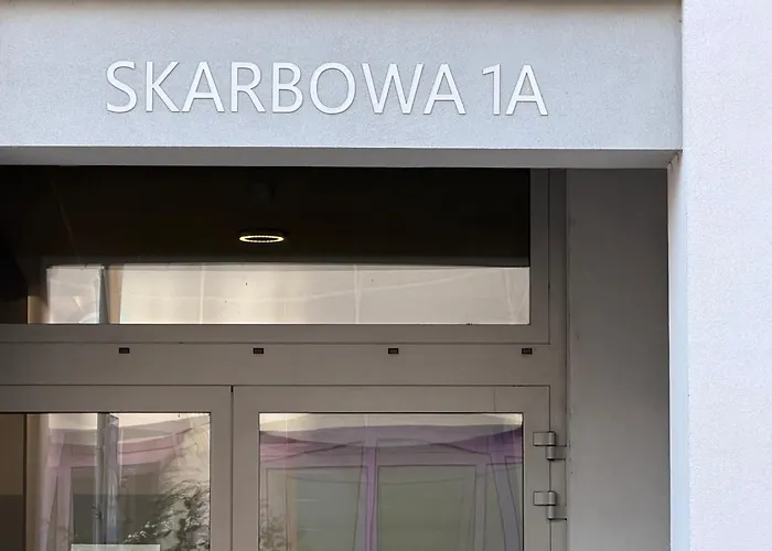 شقة Skarbowa 1a Lux 4 & Parking ليشنو