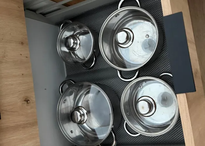 شقة Skarbowa 1a Lux 4 & Parking ليشنو