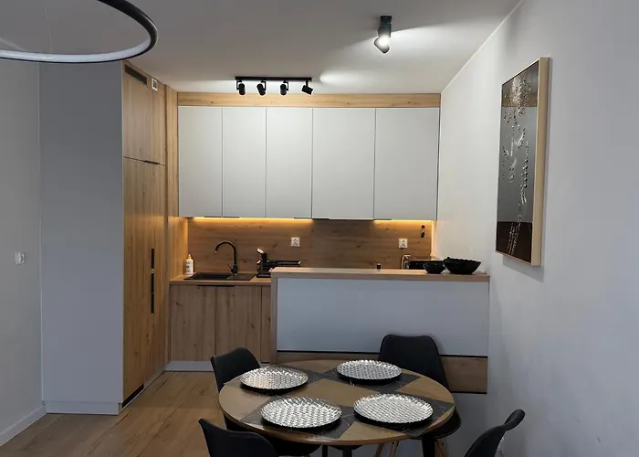 Skarbowa 1a Lux 4 & Parking شقة