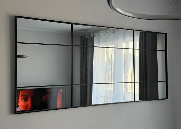 Skarbowa 1a Lux 4 & Parking شقة *