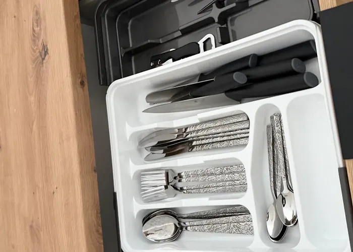 Skarbowa 1a Lux 4 & Parking ليشنو